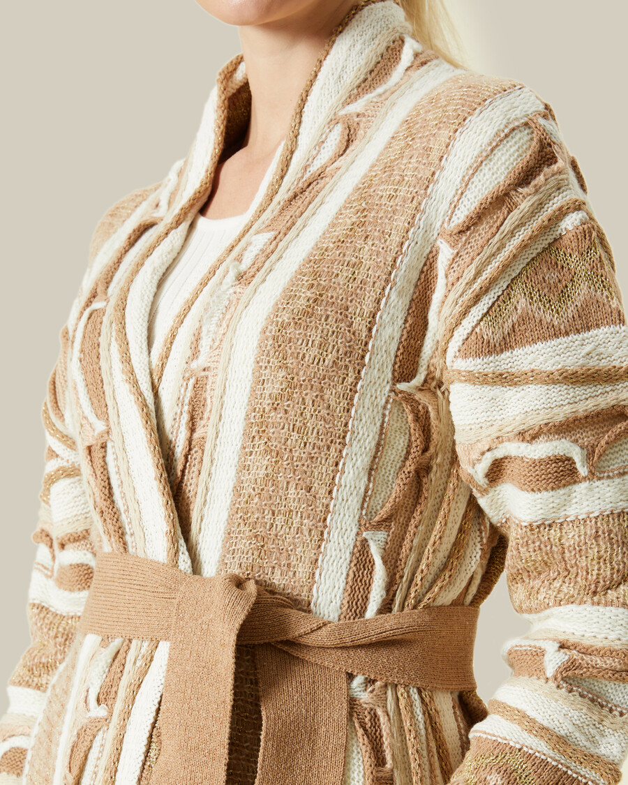 gemusterter cardigan mit metallic-akzenten