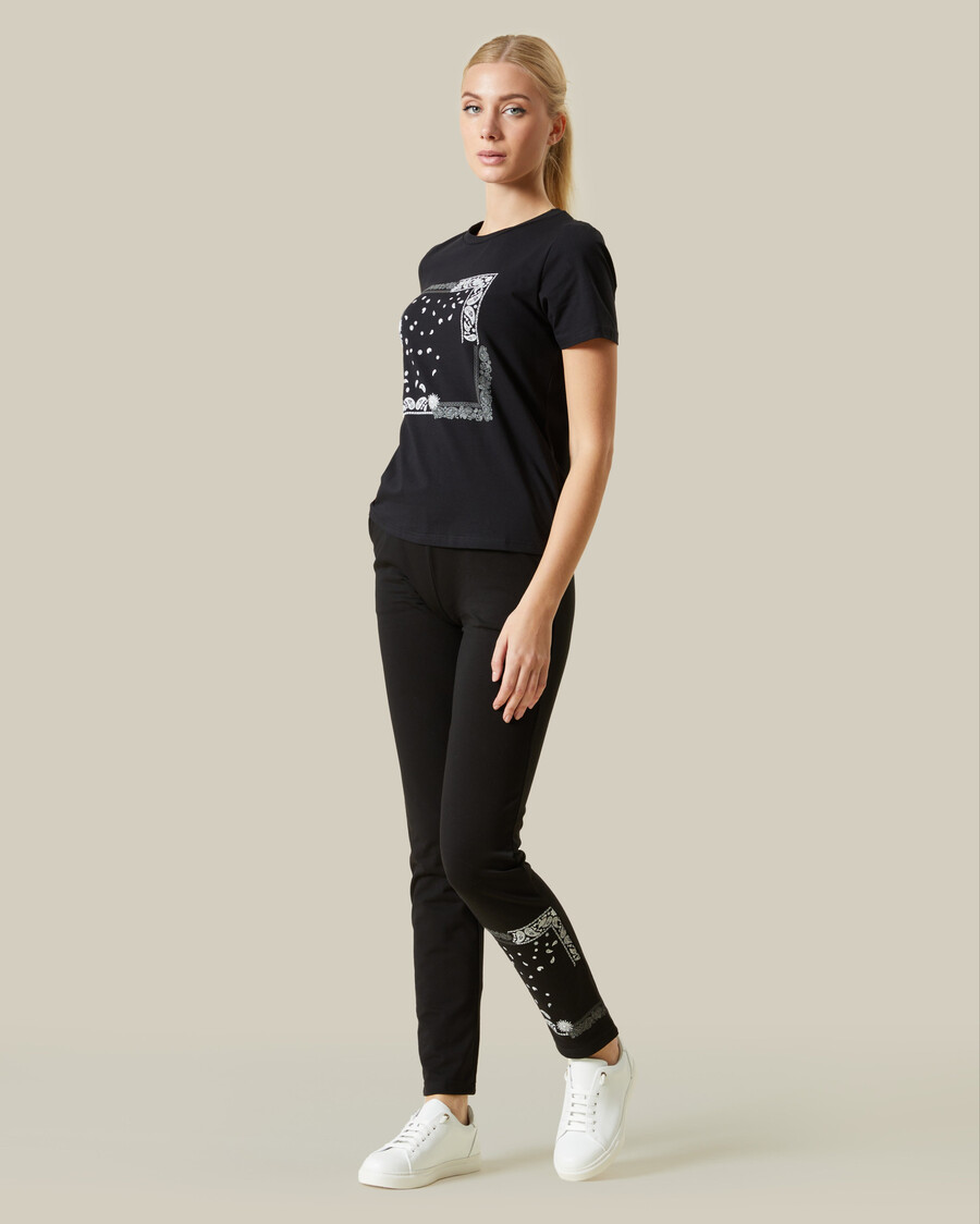 t-shirt mit paisley-print