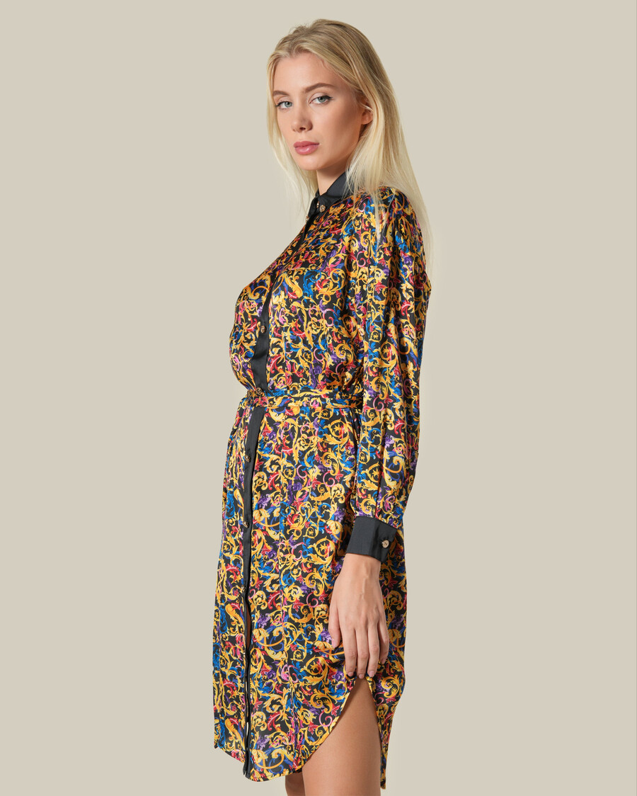 mehrfarbiges hemdkleid mit barockmuster