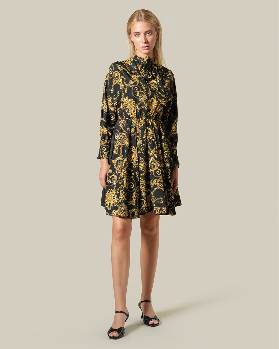 barockes kleid mit kettenplissee