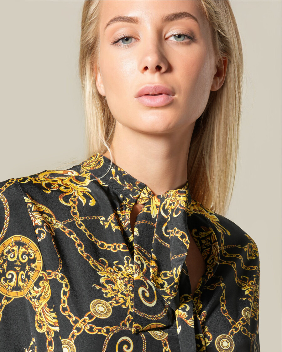 barockes kleid mit kettenplissee