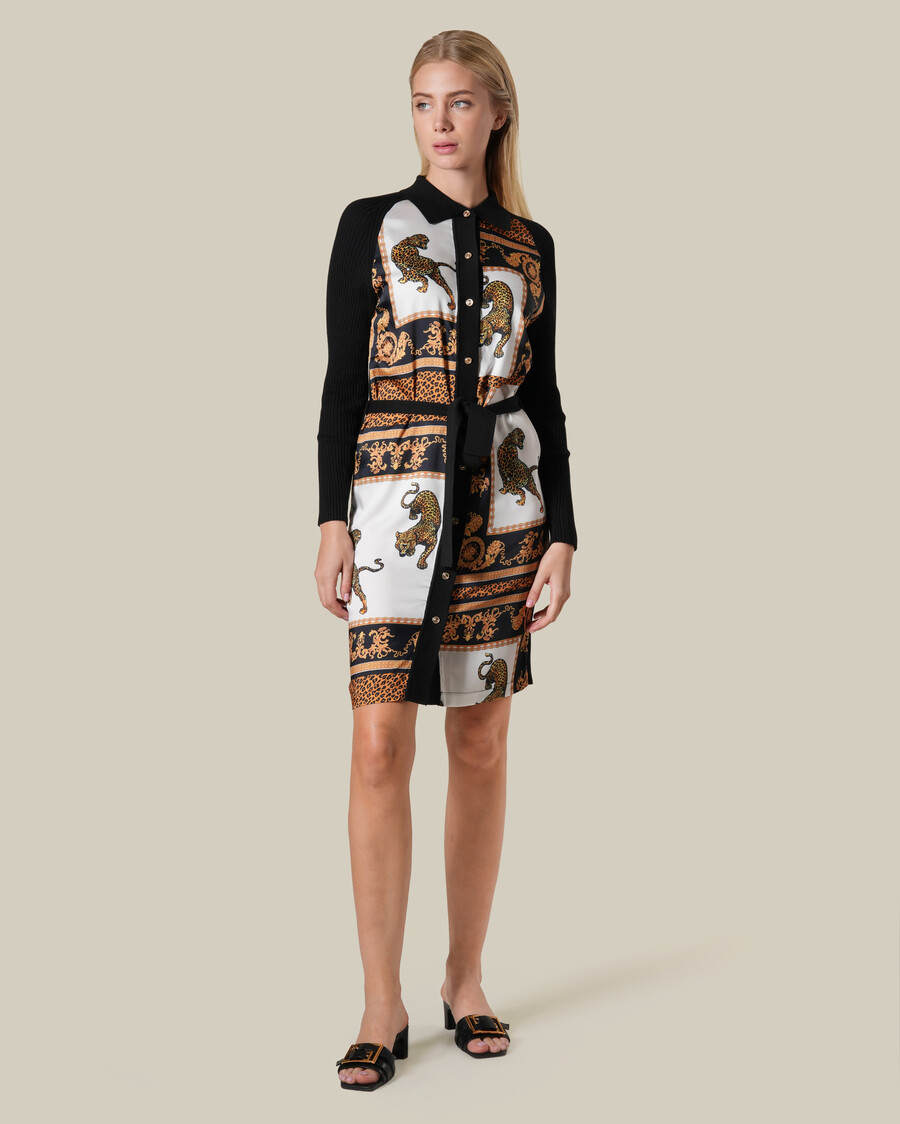 kleid mit leopardenmuster im barockstil
