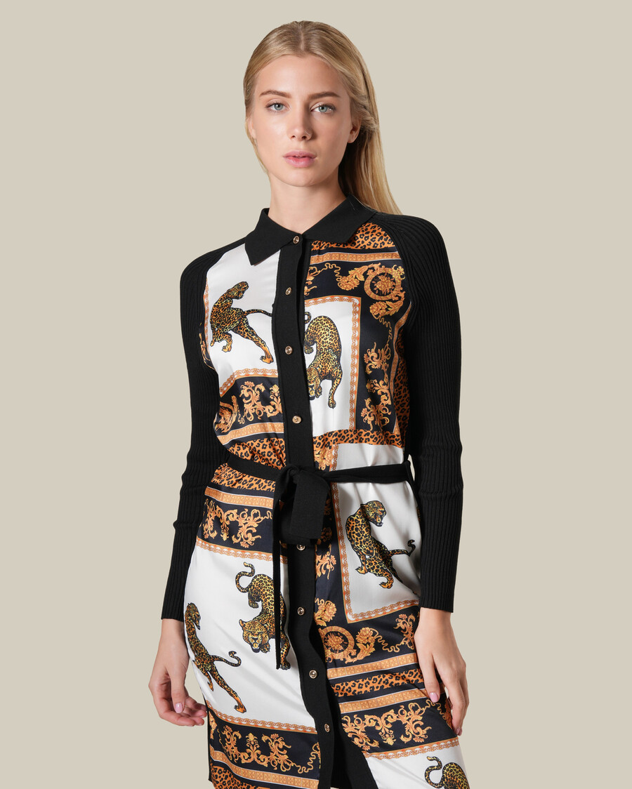kleid mit leopardenmuster im barockstil