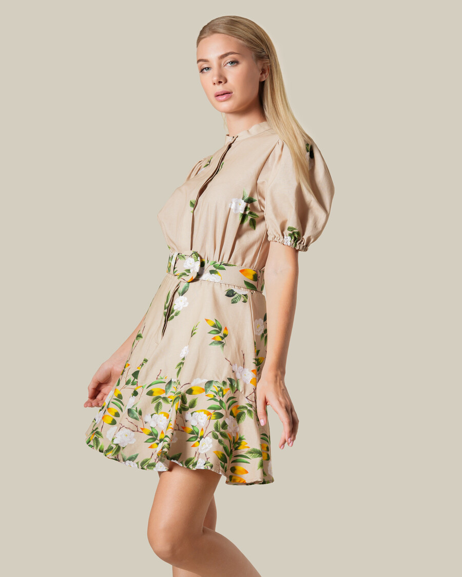 geblümtes minikleid mit gürtel mit schnalle