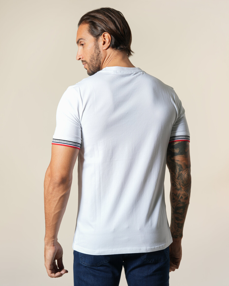 klassisches t-shirt mit streifenrippe