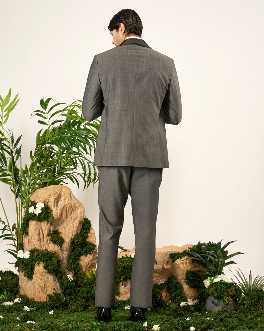 slim fit smoking